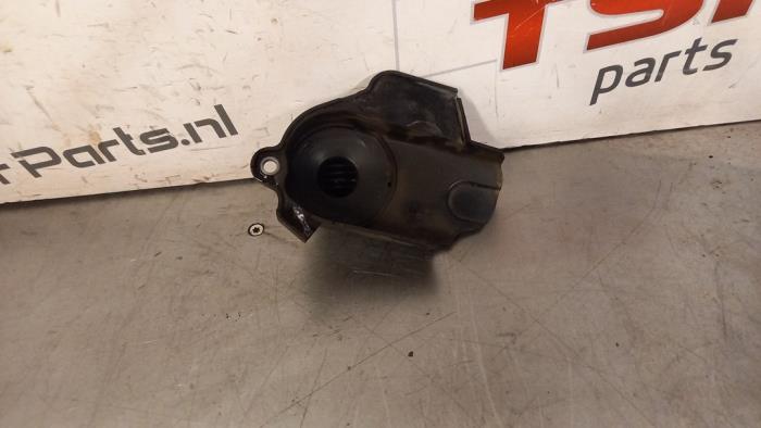 Kamremsskydd från en Volkswagen Golf VI (5K1) 2.0 GTI 16V 2011