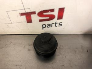 Begagnade Oljefilterlock Volkswagen Golf V (1K1) 1.4 TSI 140 16V Pris € 5,00 Inklusive moms erbjuds av TSI-Parts / Allmotorparts B.V.