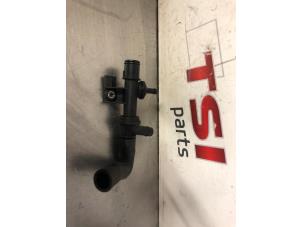 Gebruikte Carterventilatie Volkswagen Golf VI (5K1) 1.4 TSI 122 16V Prijs € 15,00 Inclusief btw aangeboden door TSI-Parts / Allmotorparts B.V.