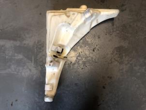 Begagnade Spolartank, vindruta Audi TT (8J3) 2.0 TFSI 16V Pris € 20,00 Inklusive moms erbjuds av TSI-Parts / Allmotorparts B.V.