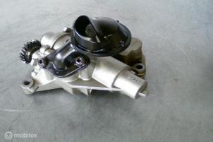 Begagnade Oljepump Volkswagen Golf Pris € 99,99 Inklusive moms erbjuds av TSI-Parts / Allmotorparts B.V.