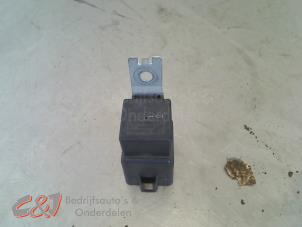 Begagnade Relä Fiat Doblo Cargo (223) 1.3 D 16V Multijet Pris € 10,50 Marginaltabell erbjuds av C&J Bedrijfsauto's & Onderdelen