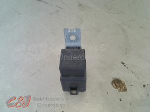 Begagnade Relä Fiat Doblo Cargo (223) 1.3 D 16V Multijet Pris € 10,50 Marginaltabell erbjuds av C&J Bedrijfsauto's & Onderdelen