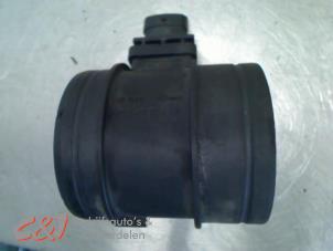 Begagnade Luftflödesmätare Fiat Ducato (250) 2.3 D 120 Multijet Pris € 52,50 Marginaltabell erbjuds av C&J Bedrijfsauto's & Onderdelen