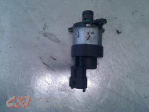 Begagnade Bränsletrycksregulator Fiat Ducato (250) 2.3 D 120 Multijet Pris € 68,25 Marginaltabell erbjuds av C&J Bedrijfsauto's & Onderdelen