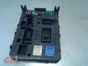 Begagnade Säkringsbox Citroen Berlingo 1.6 Hdi 75 16V Phase 1 Pris € 47,25 Marginaltabell erbjuds av C&J Bedrijfsauto's & Onderdelen