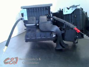 Begagnade Värmarhus Volkswagen Transporter T5 2.0 TDI DRF Pris € 105,00 Marginaltabell erbjuds av C&J Bedrijfsauto's & Onderdelen