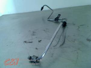 Używane Przewód cisnienia oleju Volkswagen Transporter T5 1.9 TDi Cena € 26,25 Procedura marży oferowane przez C&J Bedrijfsauto's & Onderdelen