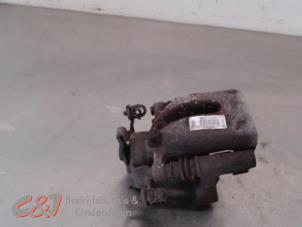 Gebruikte Remklauw (Tang) links-achter Citroen Berlingo 1.6 Hdi, BlueHDI 75 Prijs € 26,25 Margeregeling aangeboden door C&J Bedrijfsauto's & Onderdelen