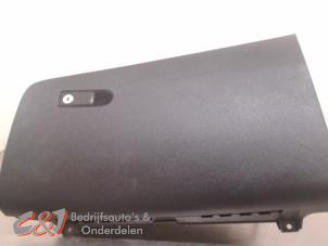 Gebruikte Dashboardkastje Mercedes Vito (447.6) 2.2 114 CDI 16V Prijs € 78,75 Margeregeling aangeboden door C&J Bedrijfsauto's & Onderdelen