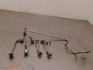 Begagnade Bränsleledning Ford Transit Custom 2.2 TDCi 16V Pris € 78,75 Marginaltabell erbjuds av C&J Bedrijfsauto's & Onderdelen