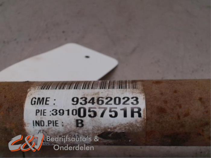 Aandrijfas rechts-voor van een Fiat Talento 2.0 EcoJet BiTurbo 120 2021