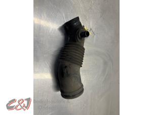 Gebruikte Aanzuigslang Lucht Iveco New Daily IV 35C13V, C13V/P, S13V, S13V/P Prijs € 31,50 Margeregeling aangeboden door C&J Bedrijfsauto's & Onderdelen