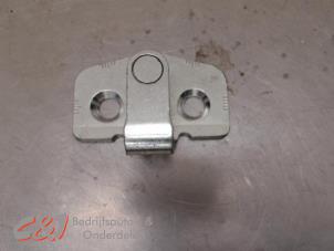 Gebruikte Deurvanger bus/bestel links Fiat Talento 2.0 EcoJet BiTurbo 120 Prijs € 15,75 Margeregeling aangeboden door C&J Bedrijfsauto's & Onderdelen