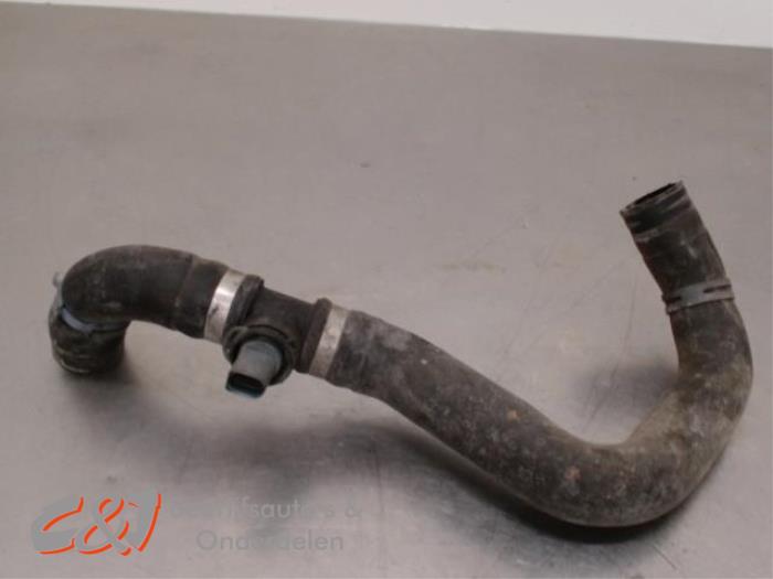 Vattenslanganslutning från en Volkswagen Crafter (SY) 2.0 TDI FWD 2020