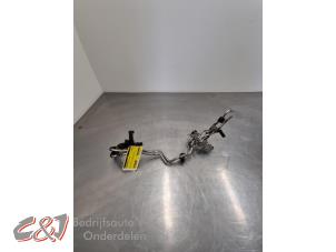 Gebruikte Brandstofleiding Volkswagen Transporter T5 2.0 TDI DRF 4Motion Prijs € 52,50 Margeregeling aangeboden door C&J Bedrijfsauto's & Onderdelen