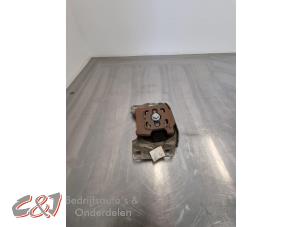 Begagnade Motorfäste Ford Tourneo Connect/Grand Tourneo Connect 1.5 EcoBlue Pris € 31,50 Marginaltabell erbjuds av C&J Bedrijfsauto's & Onderdelen