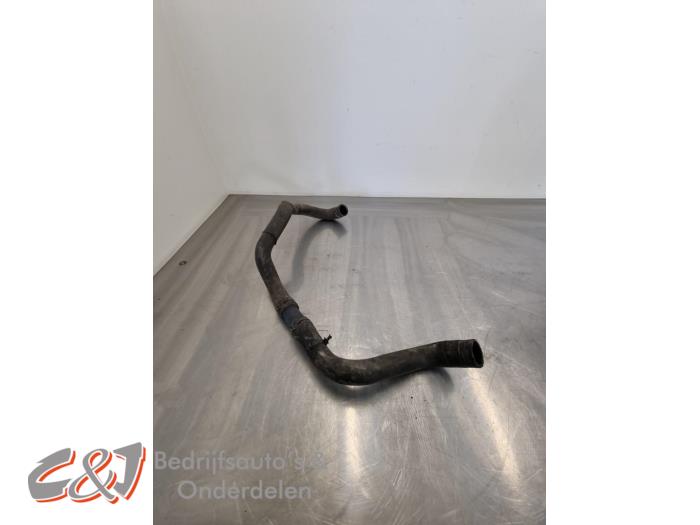 Kylarslang från en Ford Tourneo Connect/Grand Tourneo Connect 1.5 EcoBlue 2021