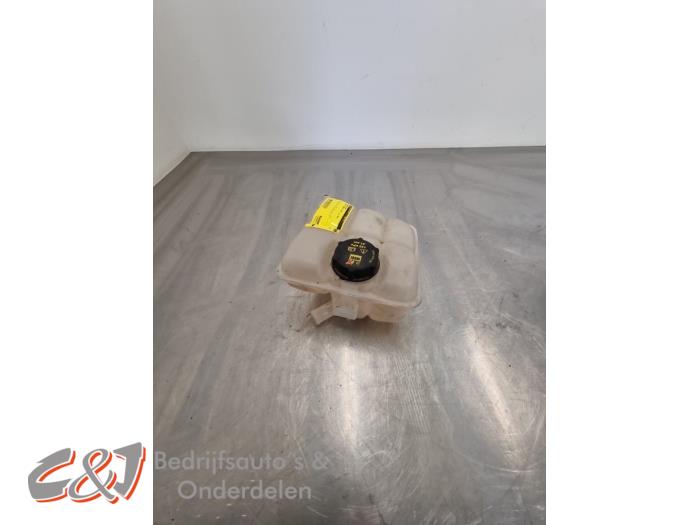 Expansionskärl från en Ford Tourneo Connect/Grand Tourneo Connect 1.5 EcoBlue 2021