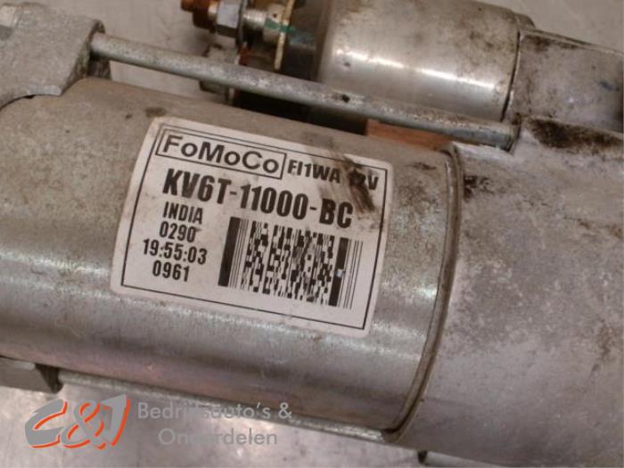 Startmotor från en Ford Tourneo Connect/Grand Tourneo Connect 1.5 EcoBlue 2021