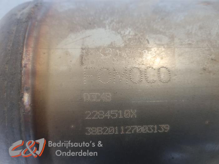 Katalytisk avgasrenare från en Ford Tourneo Connect/Grand Tourneo Connect 1.5 EcoBlue 2021