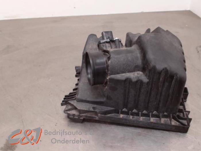 Luftflödesmätare från en Ford Tourneo Connect/Grand Tourneo Connect 1.5 EcoBlue 2021