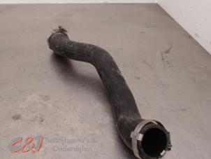 Begagnade Laddluftkylarslang Ford Tourneo Connect/Grand Tourneo Connect 1.5 EcoBlue Pris € 21,00 Marginaltabell erbjuds av C&J Bedrijfsauto's & Onderdelen