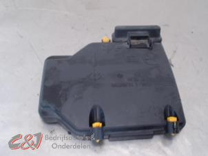 Begagnade Säkringsbox Citroen Jumper (U9) 2.2 HDi 130 Pris € 15,75 Marginaltabell erbjuds av C&J Bedrijfsauto's & Onderdelen