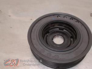 Gebruikte Krukas Poelie Peugeot Partner (EF/EU) 1.5 BlueHDi 100 Prijs € 42,00 Margeregeling aangeboden door C&J Bedrijfsauto's & Onderdelen