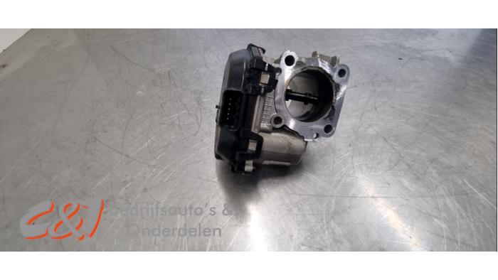 Spjällhus från en Ford Tourneo Connect/Grand Tourneo Connect 1.5 EcoBlue 2021