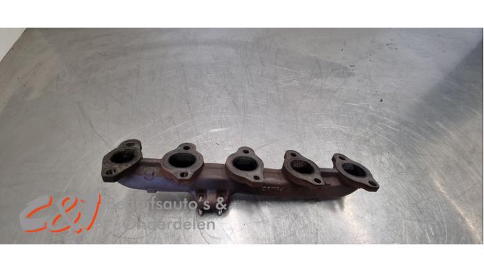 Avgasgrenrör från en Ford Tourneo Connect/Grand Tourneo Connect 1.5 EcoBlue 2021