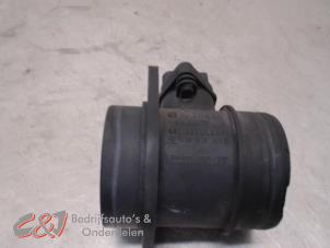 Gebruikte Luchthoeveelheidsmeter Volkswagen Caddy III (2KA,2KH,2CA,2CH) 1.9 TDI Prijs € 15,75 Margeregeling aangeboden door C&J Bedrijfsauto's & Onderdelen