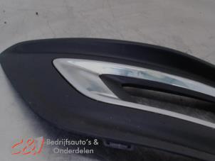 Begagnade Täcklock, dimljus, vänster Ford Tourneo Custom 2.0 TDCi 16V Eco Blue 130 Pris € 47,25 Marginaltabell erbjuds av C&J Bedrijfsauto's & Onderdelen