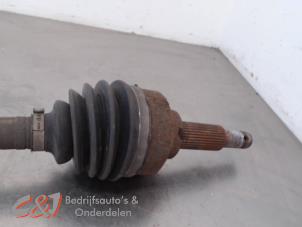 Begagnade Drivaxel, vänster fram Ford Transit Custom 2.2 TDCi 16V Pris € 78,75 Marginaltabell erbjuds av C&J Bedrijfsauto's & Onderdelen