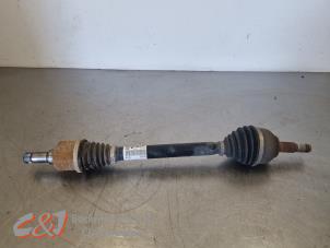 Używane Os napedowa lewy przód Citroen Jumpy 1.6 Blue HDi 115 Cena € 105,00 Procedura marży oferowane przez C&J Bedrijfsauto's & Onderdelen