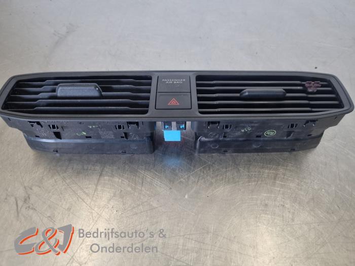 Paniekverlichtings Schakelaar van een Volkswagen Caddy IV 1.4 TSI 16V 2020