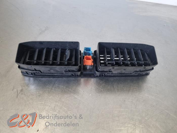 Paniekverlichtings Schakelaar van een Volkswagen Caddy IV 1.4 TSI 16V 2020