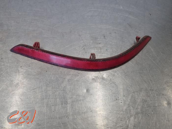 Bumper reflector links-achter van een Volkswagen Caddy IV 1.4 TSI 16V 2020