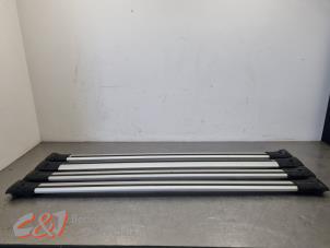 Begagnade Takskenor Renault Trafic (1FL/2FL/3FL/4FL) 1.6 dCi 115 Pris € 210,00 Marginaltabell erbjuds av C&J Bedrijfsauto's & Onderdelen