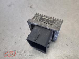 Begagnade Dator, kylning Volkswagen Crafter 2.5 TDI 30/32/35/46/50 Pris € 21,00 Marginaltabell erbjuds av C&J Bedrijfsauto's & Onderdelen