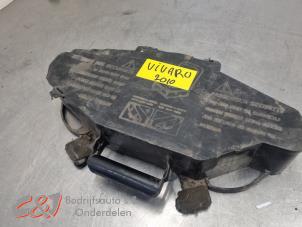 Gebruikte Krikset Opel Vivaro 2.0 CDTI Prijs € 78,75 Margeregeling aangeboden door C&J Bedrijfsauto's & Onderdelen