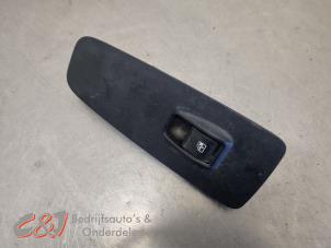 Begagnade Brytare, eldrivna fönster Fiat Ducato (250) 2.3 D 130 Multijet Pris € 26,25 Marginaltabell erbjuds av C&J Bedrijfsauto's & Onderdelen