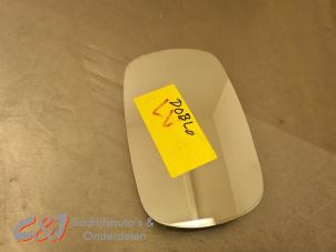 Gebruikte Spiegelglas links Fiat Doblo Cargo (223) 1.3 D 16V Multijet Prijs € 21,00 Margeregeling aangeboden door C&J Bedrijfsauto's & Onderdelen