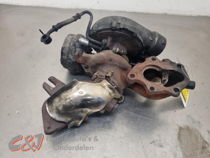 Turbo van een Nissan NV 400 (M9J) 2.3 dCi 150 16V 2019