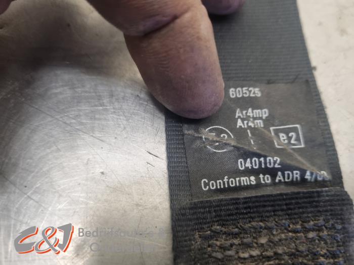 Pas bezpieczenstwa prawy przód z Renault Master II (ED/HD/UD) 2.5 dCi 16V 115 2006