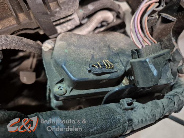 Motor van een Renault Master III (FV) 2.3 dCi 150 16V FWD 2021