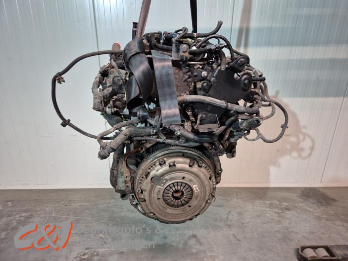 Motor van een Renault Master III (FV) 2.3 dCi 150 16V FWD 2021