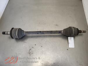 Begagnade Drivaxel, höger bak Mercedes Vito (447.6) 2.2 116 CDI 16V Pris € 78,75 Marginaltabell erbjuds av C&J Bedrijfsauto's & Onderdelen