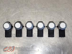 Gebruikte PDC Sensor Set Mercedes Vito (447.6) 2.2 116 CDI 16V Prijs € 105,00 Margeregeling aangeboden door C&J Bedrijfsauto's & Onderdelen