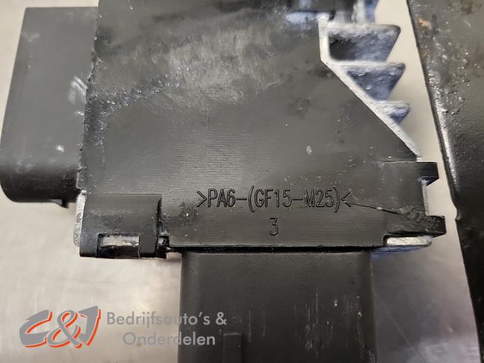 Voorgloei Relais van een Renault Trafic (1FL/2FL/3FL/4FL) 2.0 dCi 16V 150 2023